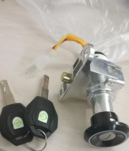 Vespa Lock Big