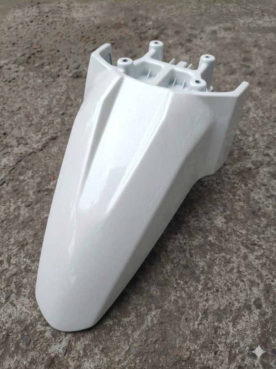 4 Hole Mudguard White